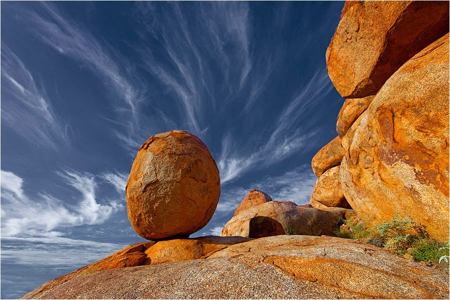 Неживая природа в пустыне. Камни в природе. Необычные камни в природе. Валуны в природе. Камень валун.
