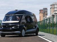 World Cup Fans Enjoy Russian-Made No Bus Driver World Cup Fans Enjoy Russian-Made No Bus Driver