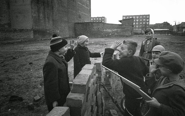 Construcción del Muro de Berlín