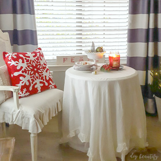 Christmas In The Kitchen And New Curtains Diy Beautify