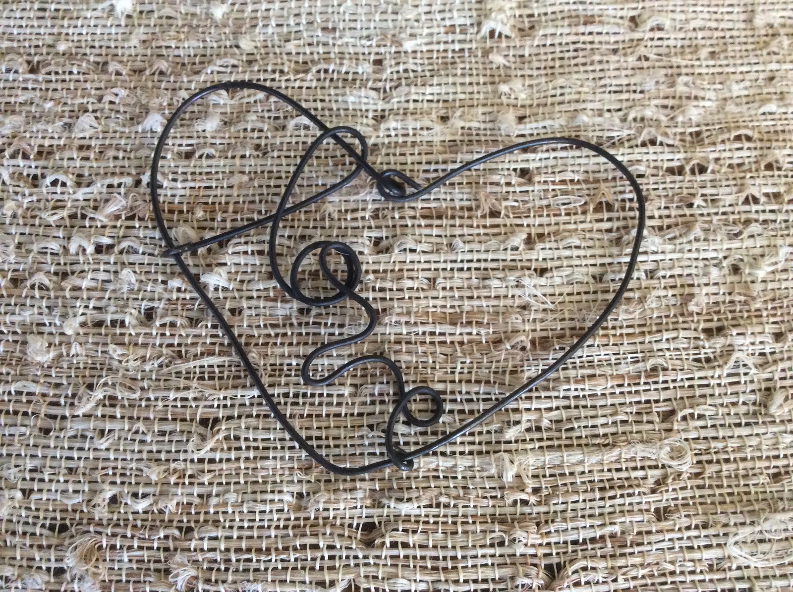Fresh Vintage by Lisa S 5 Ways to Say 'Love' with Wire Art