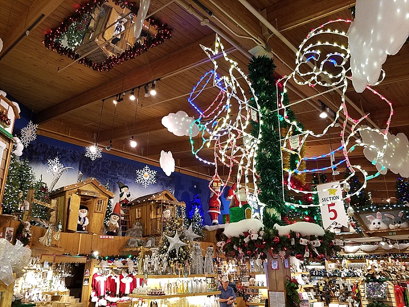 OTIS (Odd Things I've Seen) Jingle Bell Stock Bronner’s Christmas