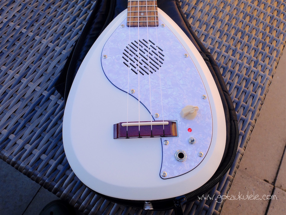 Vox Ukelectric 33 Concert Ukulele REVIEW