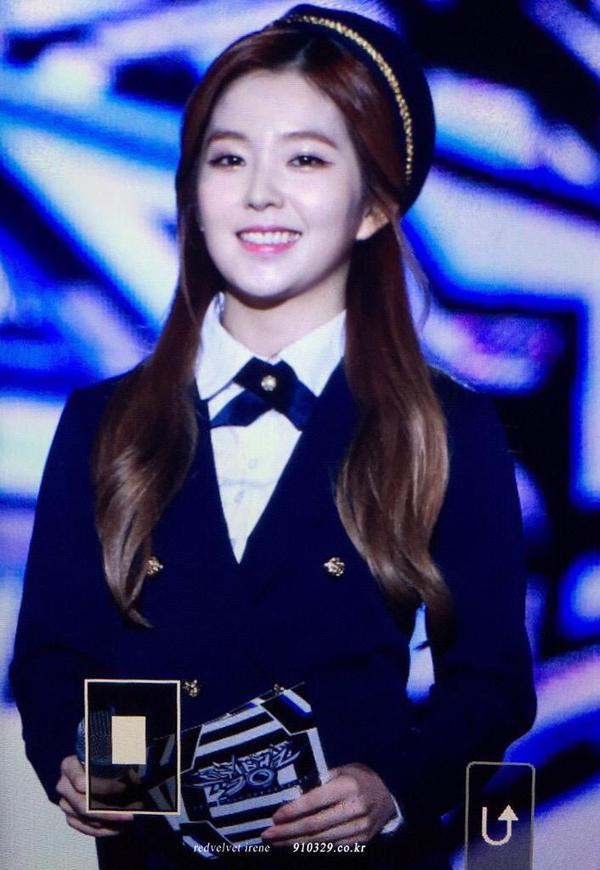 아이린 오늘 뮤뱅 제복 | 인스티즈