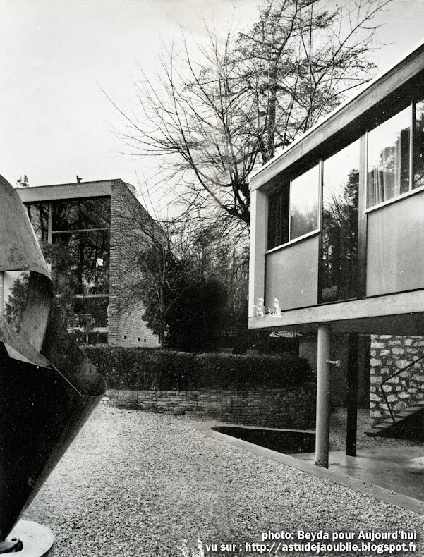 Meudon - Maison de gardien (de la maison André Bloc)  Architectes: Claude Parent et André Bloc  Construction: 1955-1956