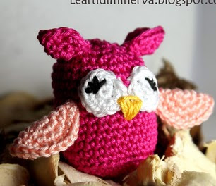 http://translate.googleusercontent.com/translate_c?depth=1&hl=es&prev=/search%3Fq%3Dhttp://leartidiminerva.blogspot.it/2014/03/amigurumi-e-un-fiore-o-un-sole.html%26safe%3Doff%26biw%3D1429%26bih%3D961&rurl=translate.google.es&sl=it&u=http://leartidiminerva.blogspot.com.es/2014/03/la-gufa-ginetta-amigurumi-ginetta-owl.html&usg=ALkJrhi2SCXSPCl_1hf8X3iP-ei2d9Z5kA