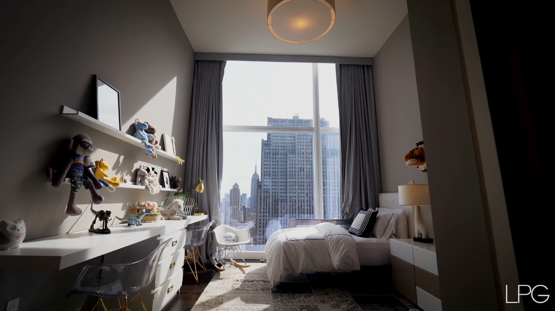 38 Interior Design Photos vs. 20 W 53rd St, New York, NY Luxury Penthouse Tour