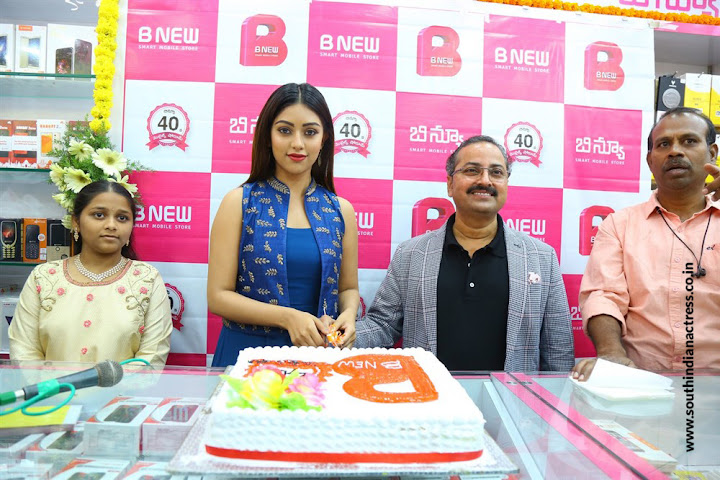 Anu Emmanuel launches B New Mobile Store at Bapatla