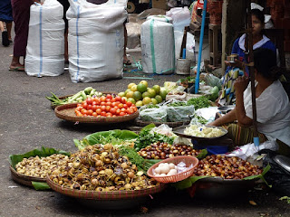  pasaran jawa atau disebut dengan pancawara masih kental dipakai oleh sebagian besar mas 5 Nama Hari Pasaran Jawa (Pancawara)