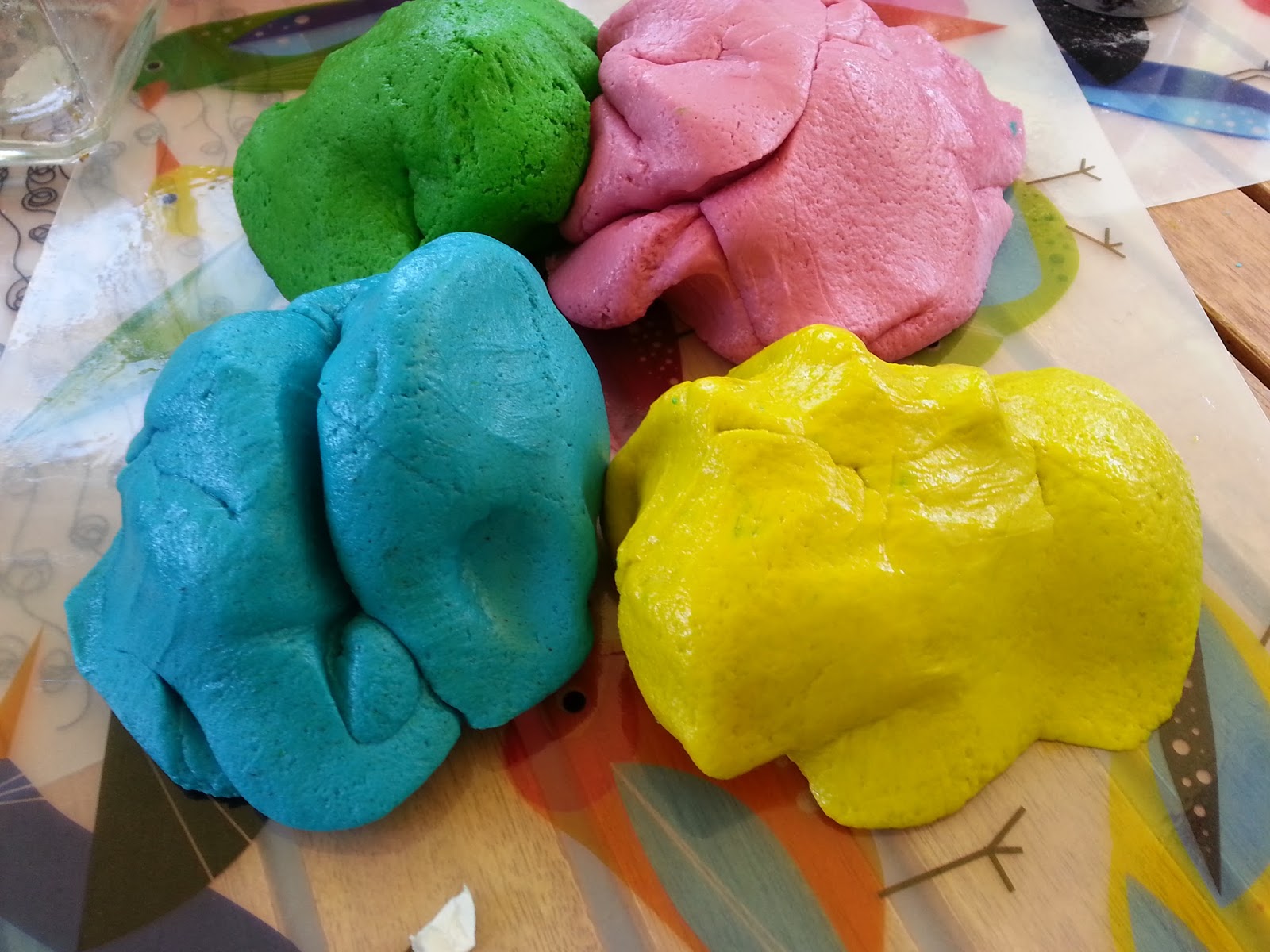 ECE�nin Keşif Günlüğü ev yapımı oyun hamuru