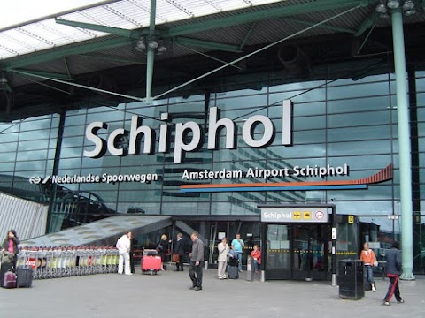 Como ir de la Estación Central de Amsterdam al aeropuerto de Schiphol y viceversa