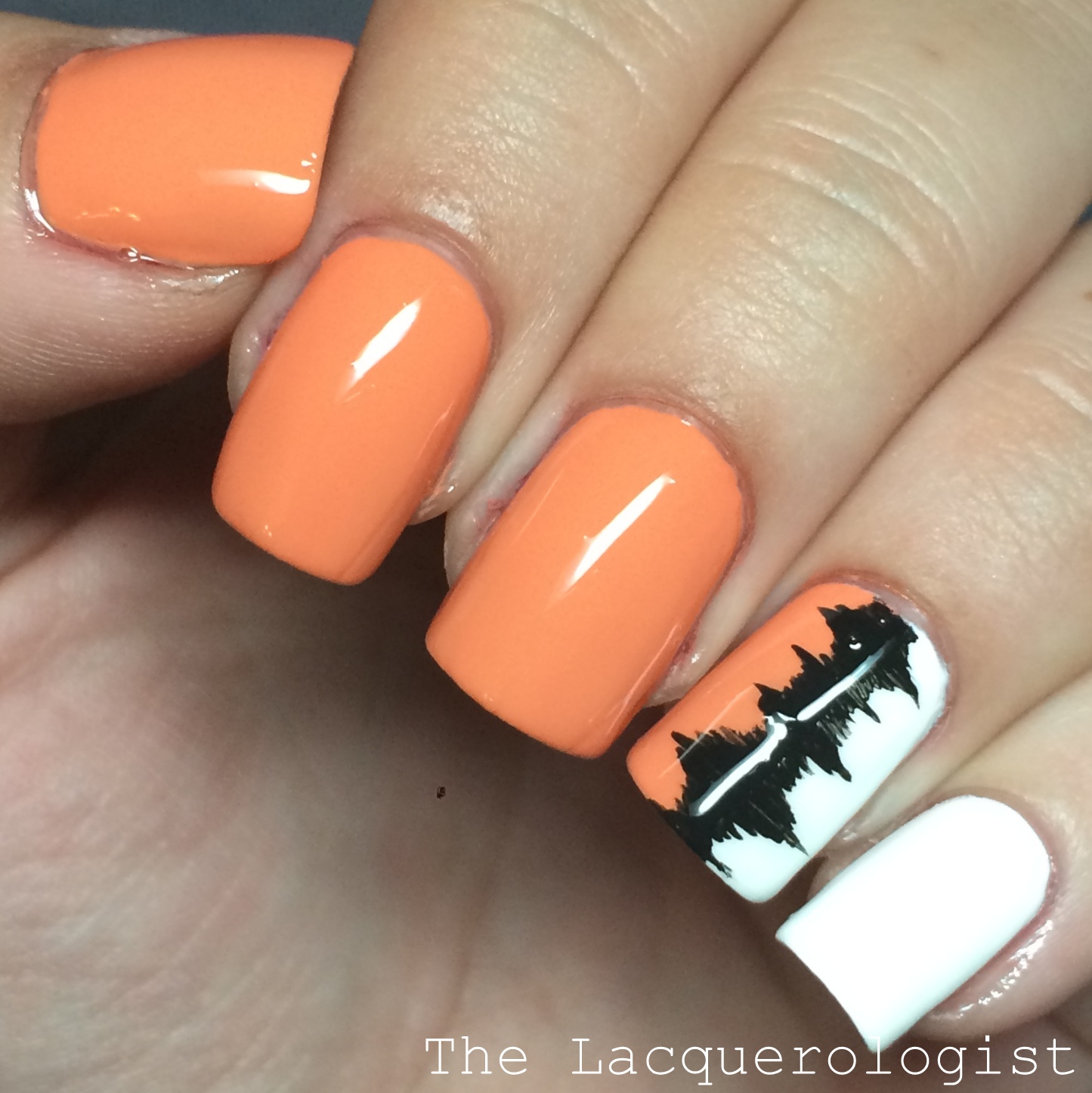 #31DC2015: Day 02 Orange Nails | Casual Contrast | Bloglovin’