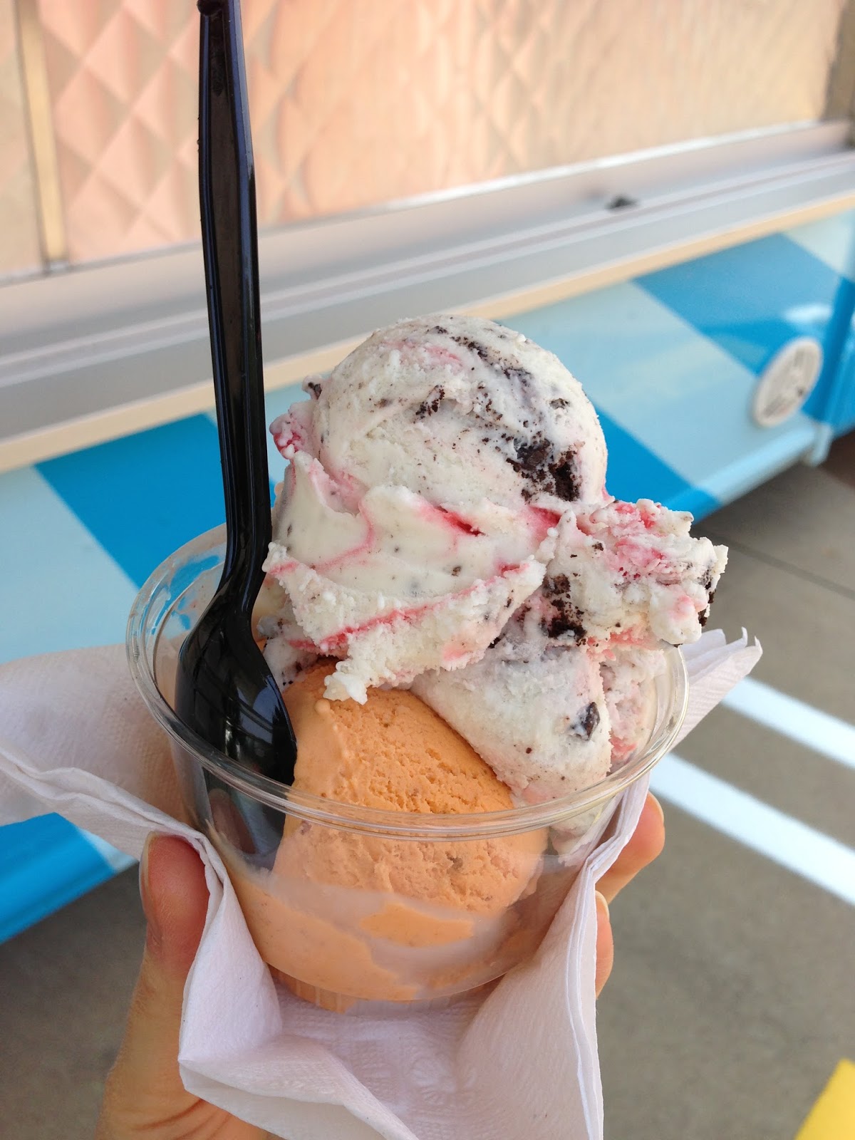 CHOMP! What's Da Scoop Ice Cream Truck