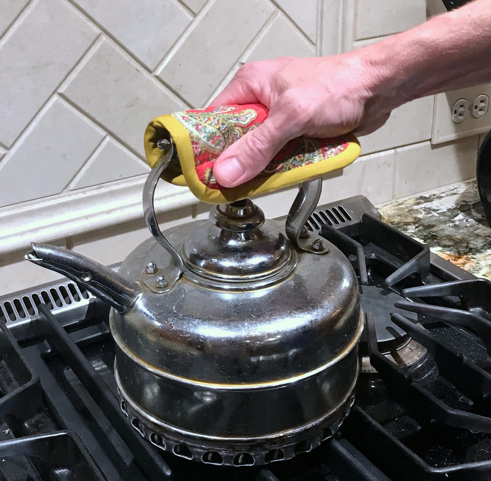 Cheeky Cognoscenti In Which My Husband Sets My Oven Mitts On Fire, and