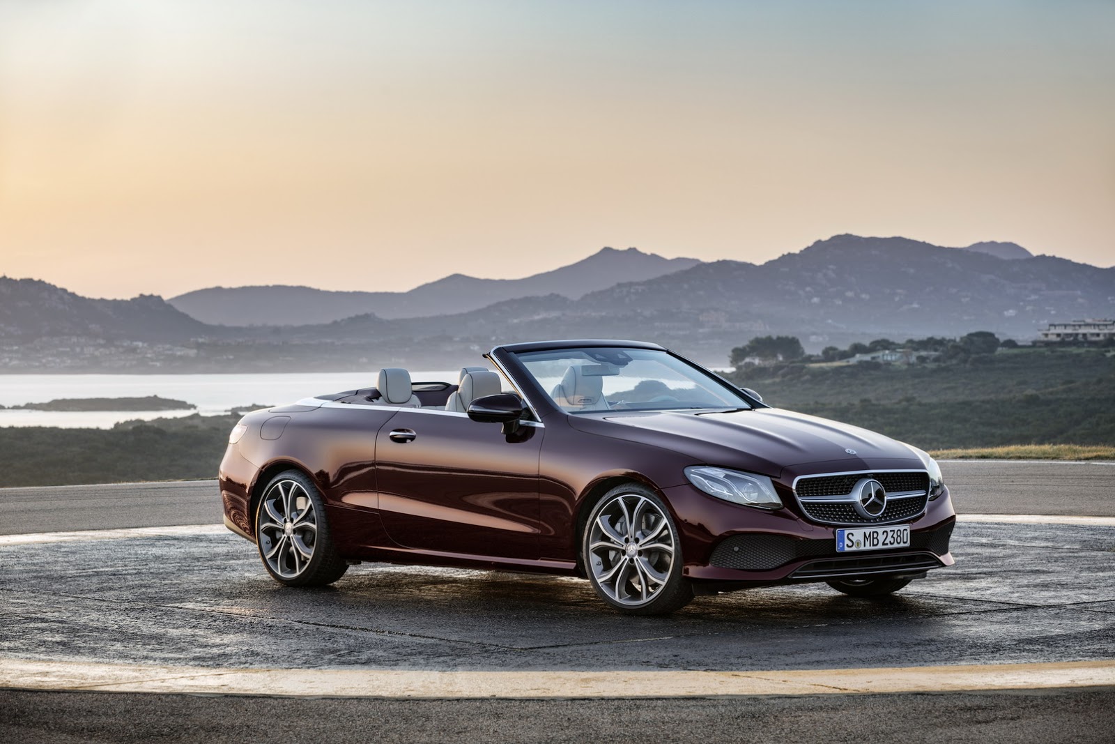 2018-Mercedes-E-Class-Convertible-56.jpg