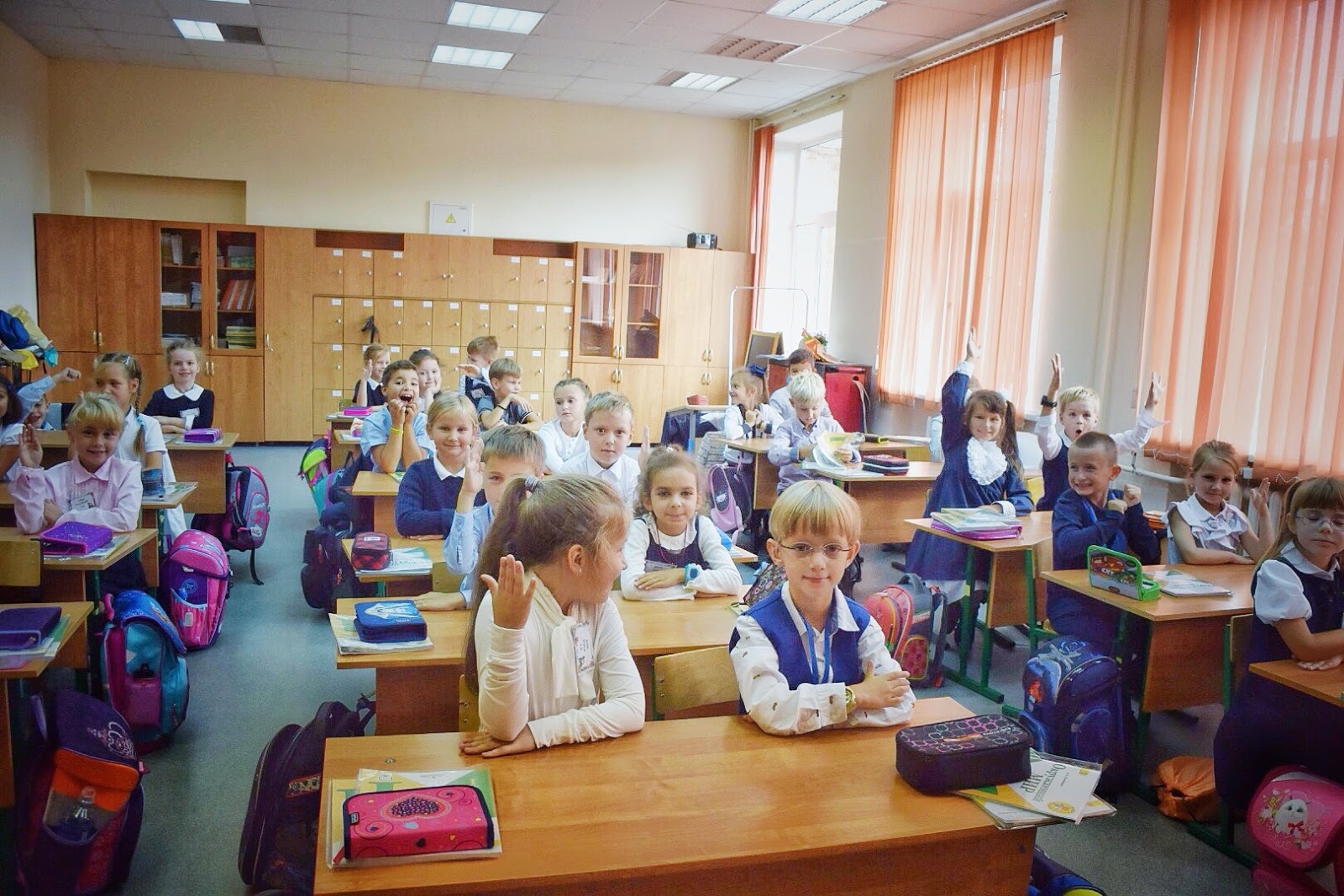 Школа без д. 2д класс школа. Д класс в школе. Школа 2086 6г класс. Школа 2086 Москва.