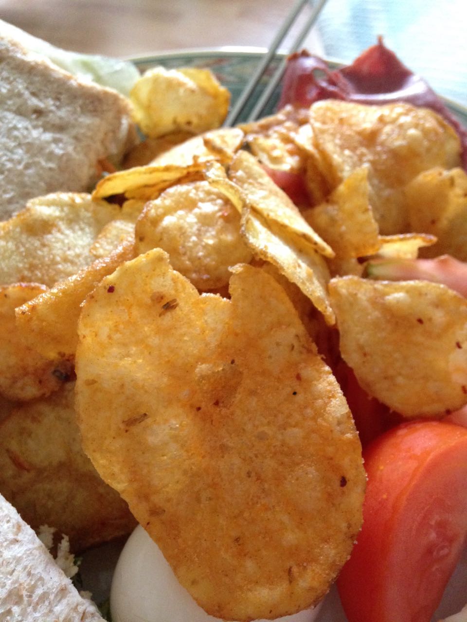 FOODSTUFF FINDS Kettle Chips Chef Signature Burrata Mozzarella & Sweet