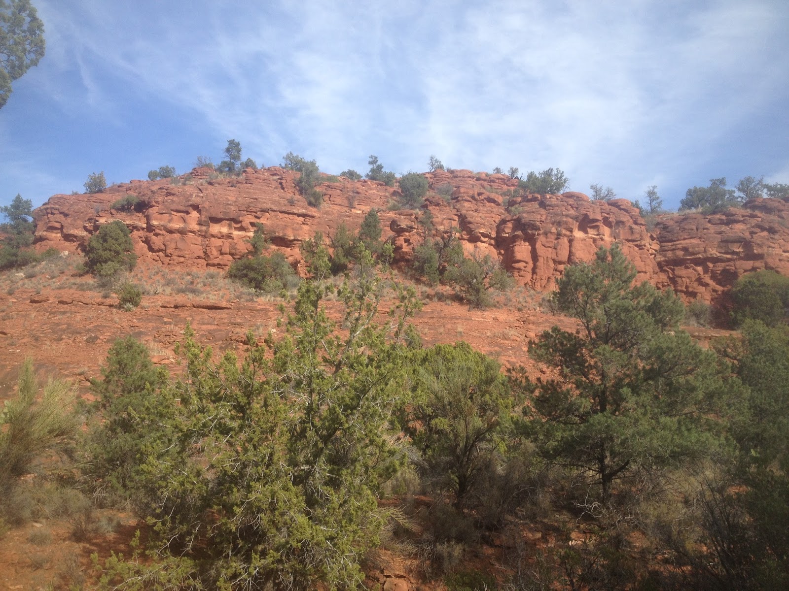 Sedona Hiker Twin Pillars/Turkey Creek Village of Oak Creek