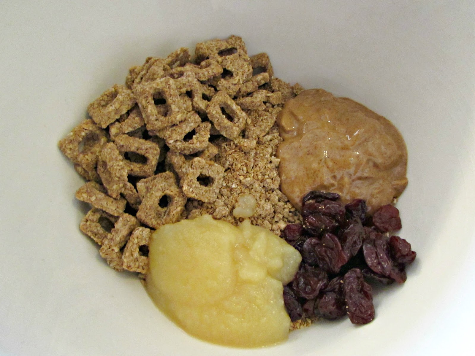 Chicago Jogger Oat Bran & Cherry Snack Bars