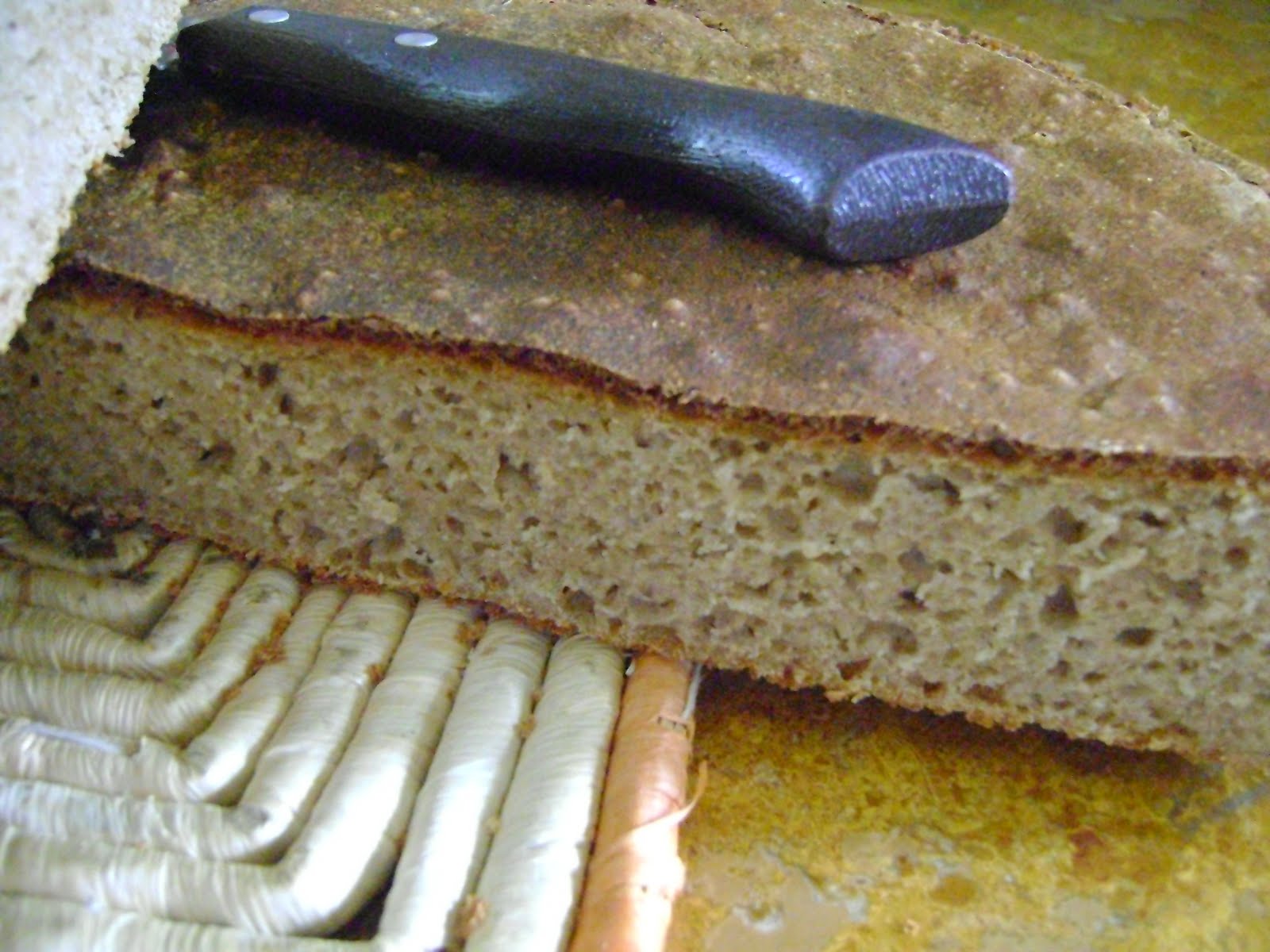 EKŞİ MAYALI KÖY EKMEĞİ Yemek Tarifleri, Resimli Yemek TarifleriYemek