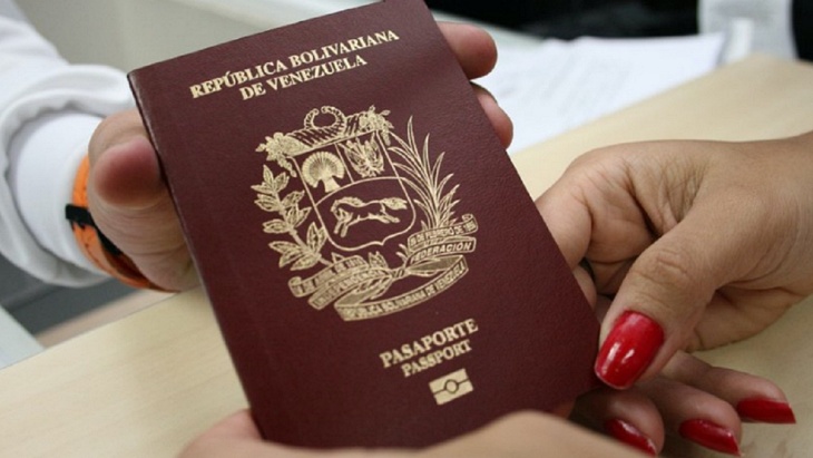 Venezolanos que quieran entrar a RD deberán tener visa desde hoy Venezolanos que quieran entrar a RD deberán tener visa desde hoy