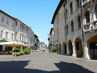 The Corso Vittorio Emanuele II in Pordenone