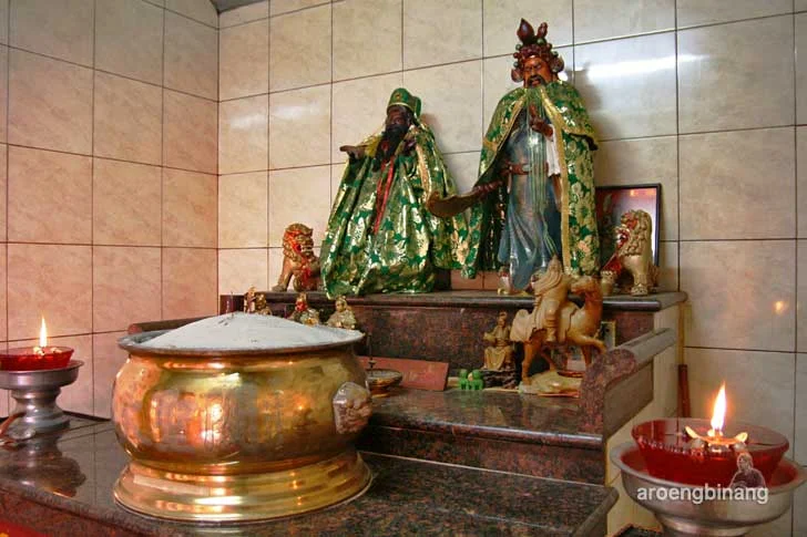 vihara avalokitesvara serang banten