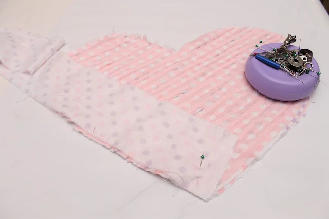 DIY Faux Chenille Valentine Heart Pillow Tutorial