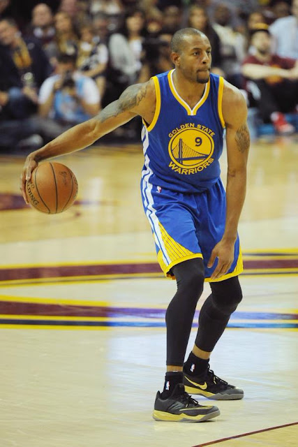 40年ぶりにウォリアーズがnbaチャンピオンに