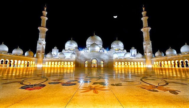 Masjid Besar Luas 5 Kali Lapangan Sepak Bola Kota Abu Dhabi - Gambar 8