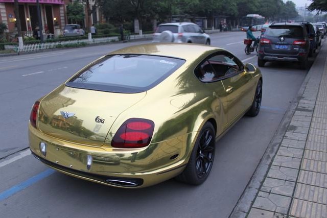 Bentley Continental Р·РѕР»РѕС‚РѕР№