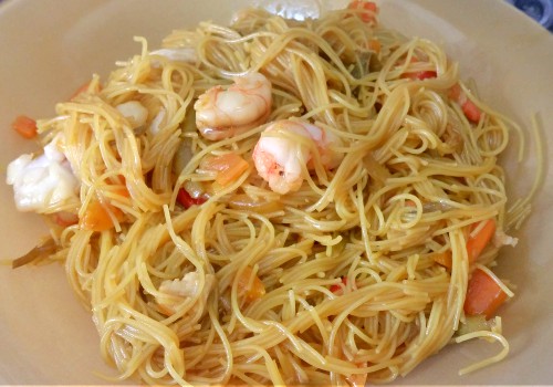 Pancit Bihon (plato De Filipinas)
