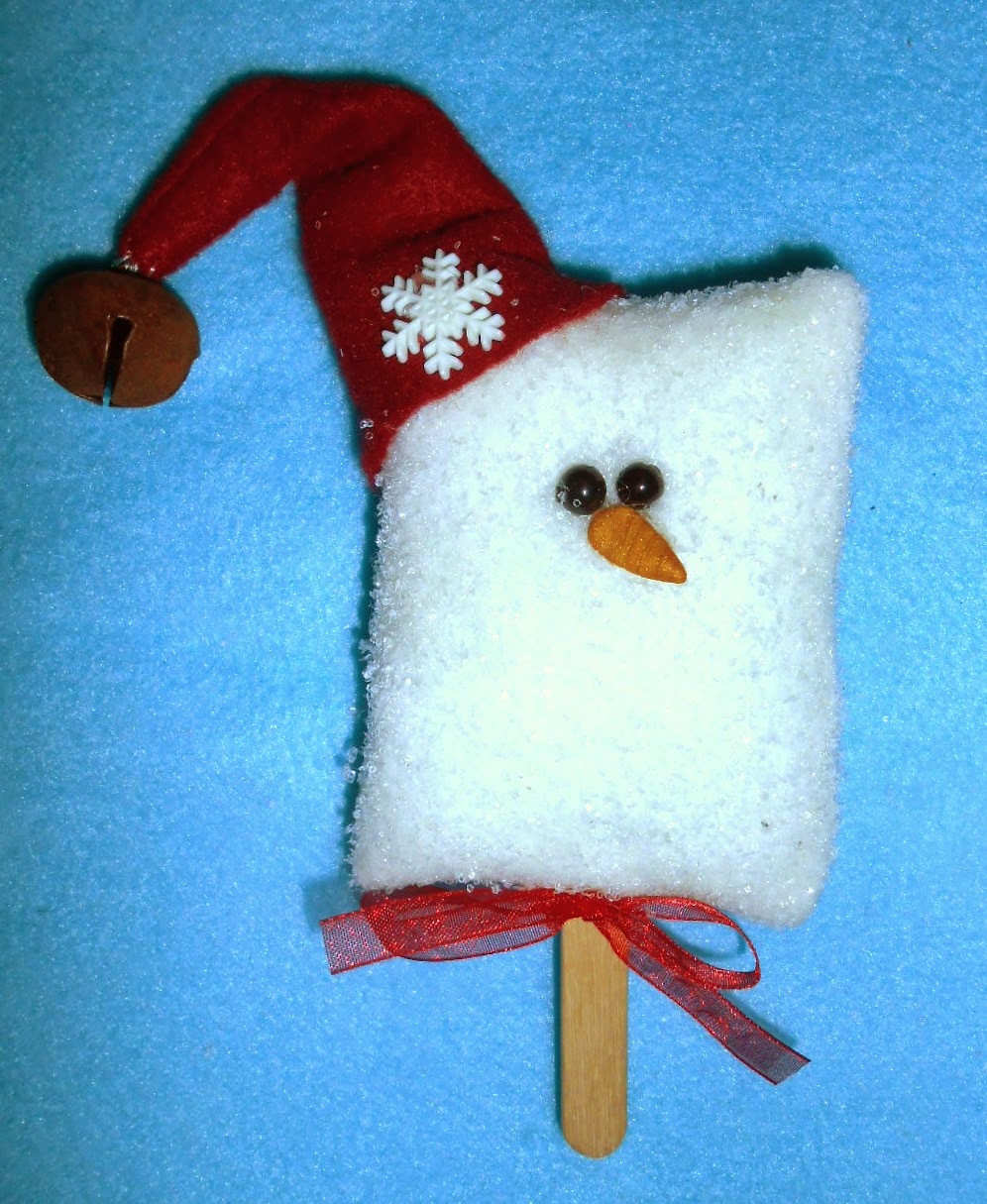 KKL Primitives Selling Blog ICE CREAM BAR SNOWMAN BURGUNDY WOOL HAT ORNIE