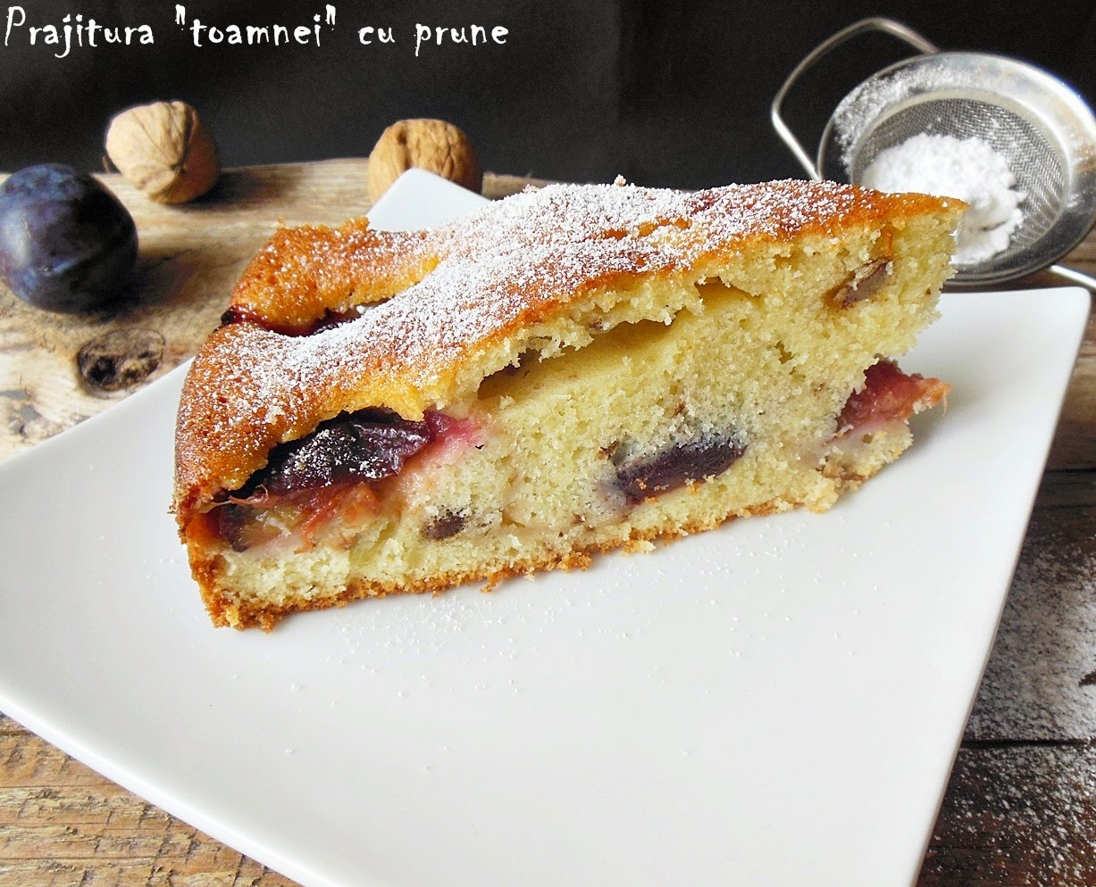 Prajitura "toamnei" cu prune