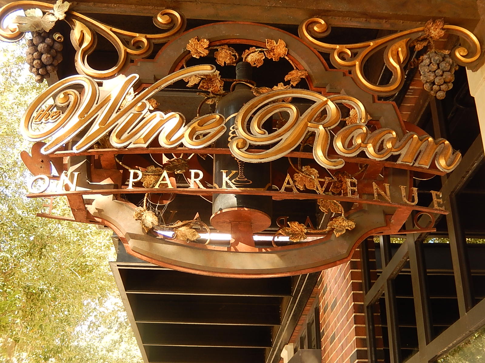 Save Pleasure Island Blog Club Report The Wine Room (Winter Park)
