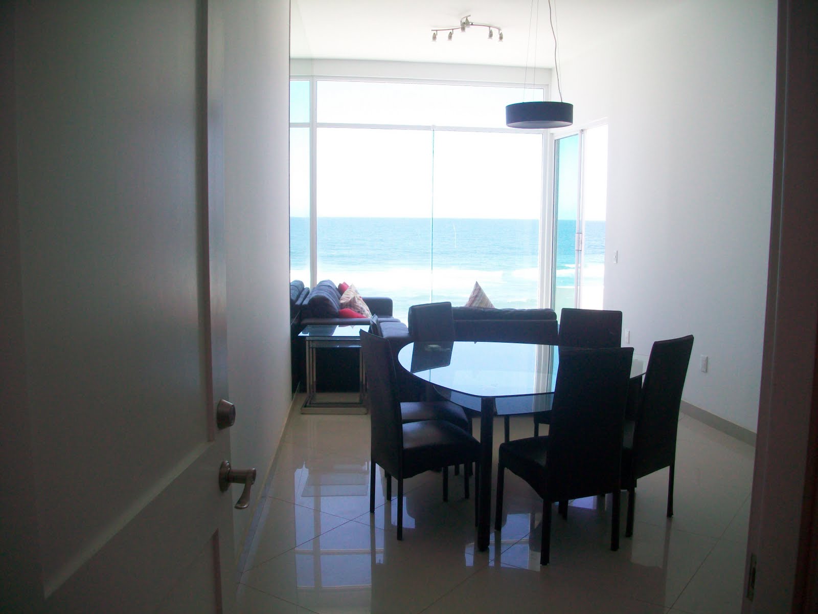 TIJUANA REAL ESTATE BAJA MX **VILLASDEL MAR CONDOMINIO VERTICAL