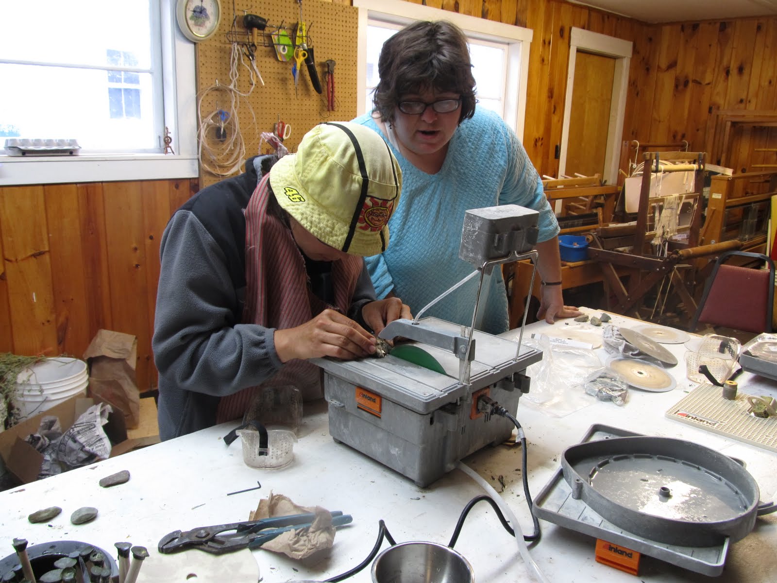 Ol' Timey Lapidary Arts Cutting and Polishing Stones