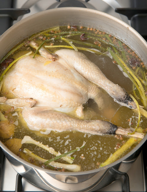 Bouillon basique de poule (Caldo de pollo) ???