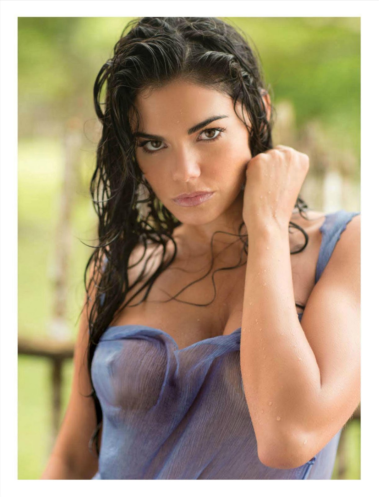 Livia Brito very sexy and hottest stills in H para Hombres Mexico - Oct 201...