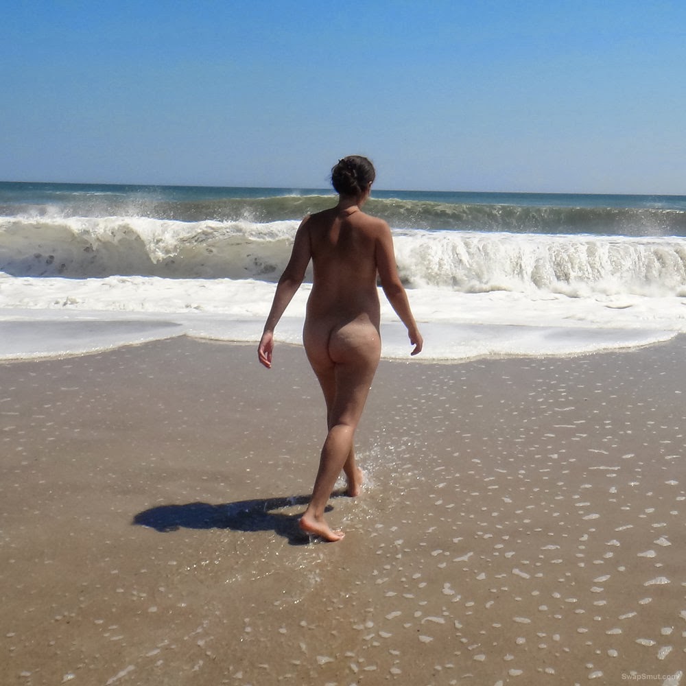 beach world the Nude around