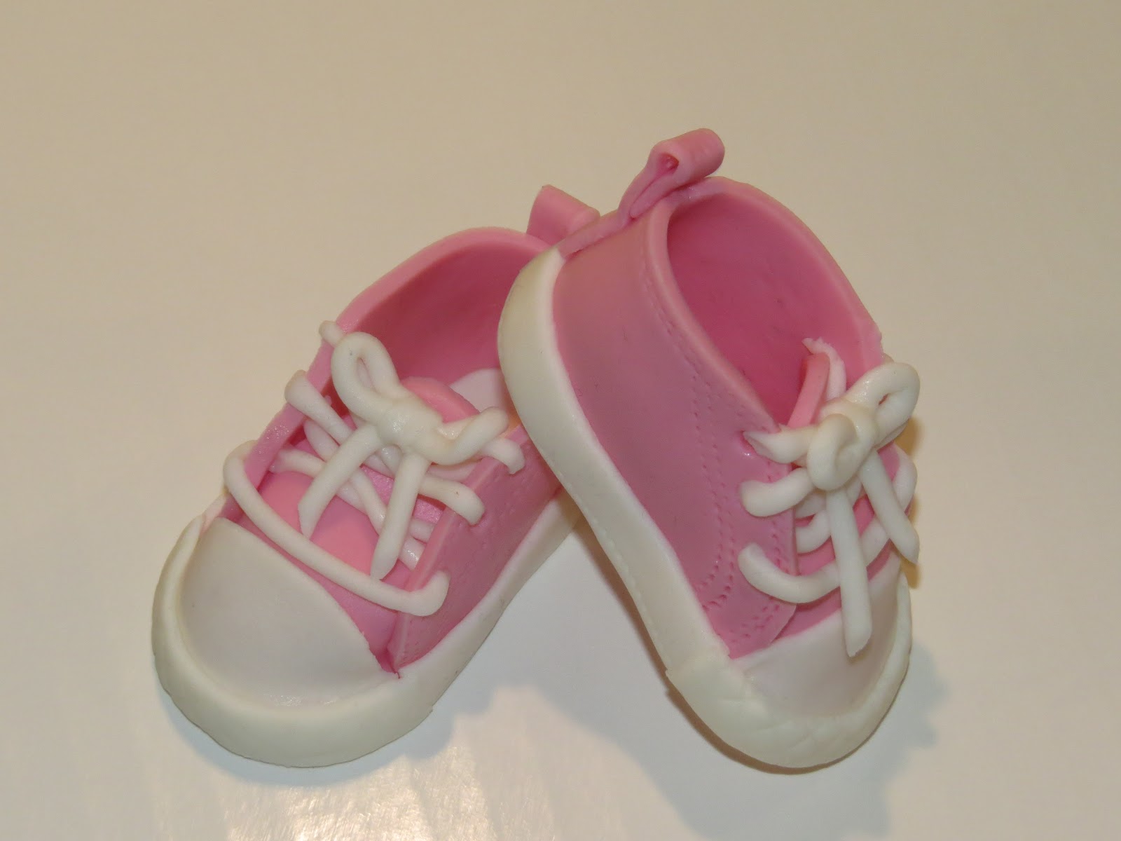 Sjov ballade med kager: How to do baby converse sko
