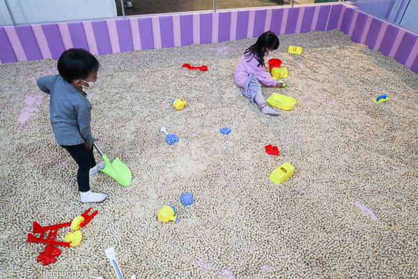 「異想新樂園」台灣最大3000坪室內親子樂園,宙影幻鏡傳奇超夢幻 「異想新樂園」台灣最大3000坪室內親子樂園,宙影幻鏡傳奇超夢幻