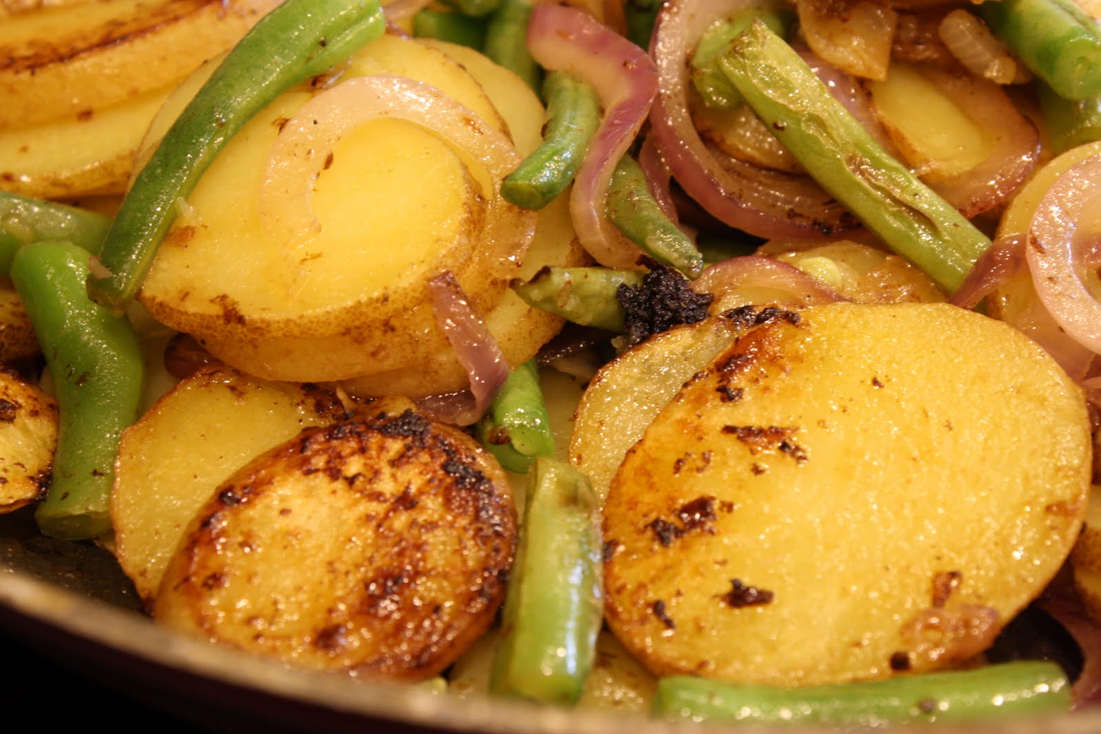 Gourmet Panfried Potatoes and Green Beens