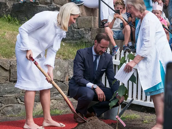 Crown Prince couple celebrated Grimstad’s 200th anniversary