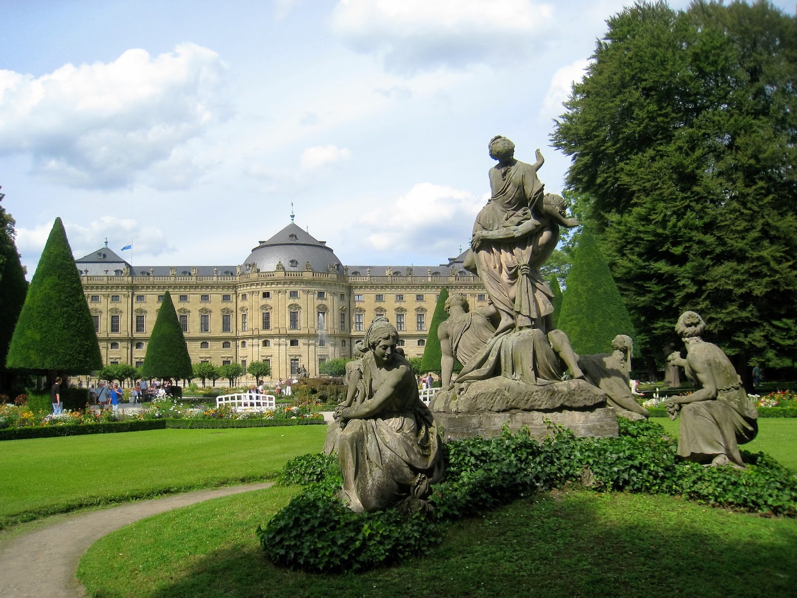 5five5 Würzburg Residence with the Court Gardens and Residence