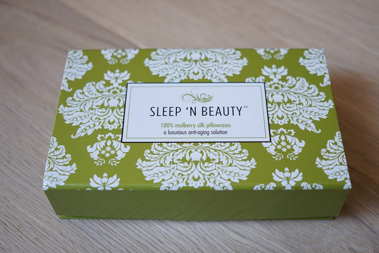 Sleep 'N Beauty 100 Silk Pillowcase ALL THINGS FUNCTIONAL & PRACTICAL
