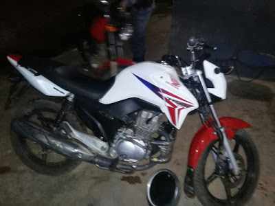 Policias militares recuperam moto roubada e Buriti-MA