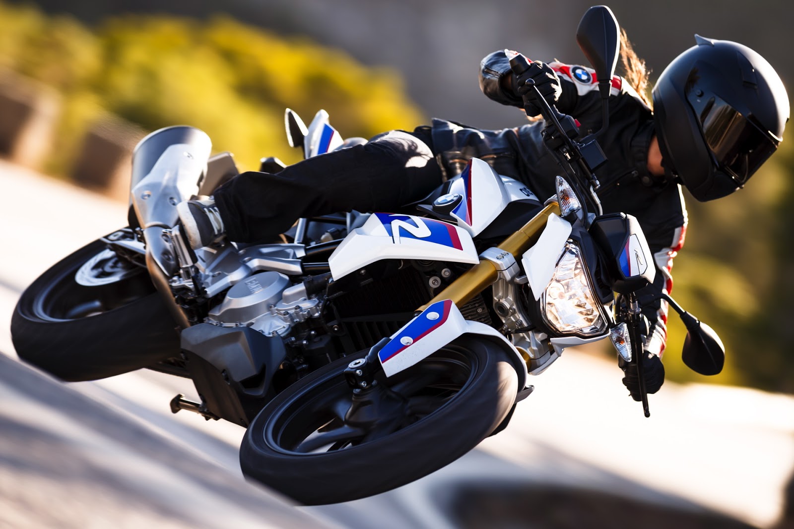 Indian Carz Market BMW unveils G 310 R The first motorcycle of BMW