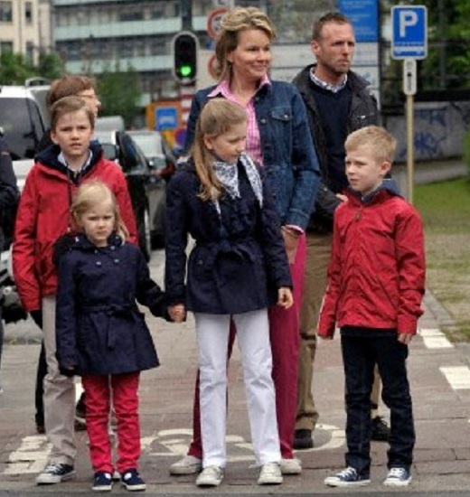 Crown Prince Philippe, Crown Princess Mathilde and their children attended the premiere of the musical 'Peter Pan