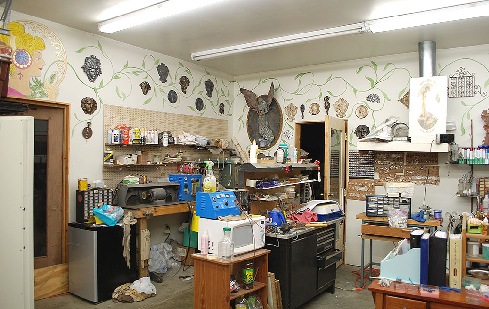 Michelle Robison's Studio,art and jewels Beautiful private country